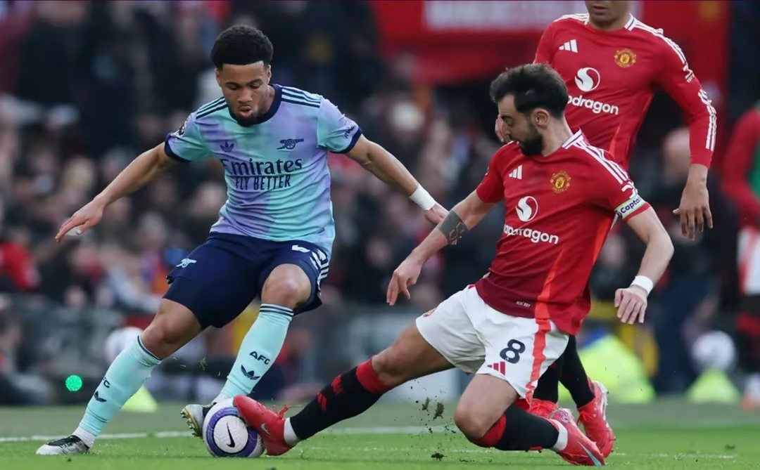 法兰克福迎欧超杯关键赛；冲刺阶段止住颓势；压力陡增；高层口径保持一致的简单介绍-爱游戏官方入口