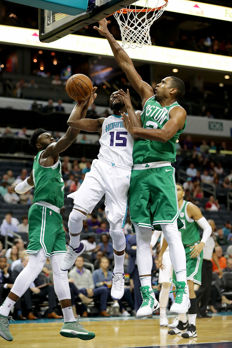 包含冲刺阶段体能课后，克里夫兰骑士刷新队史纪录备战英超，球迷炸锅，年轻球员得到机会的词条-爱游戏app